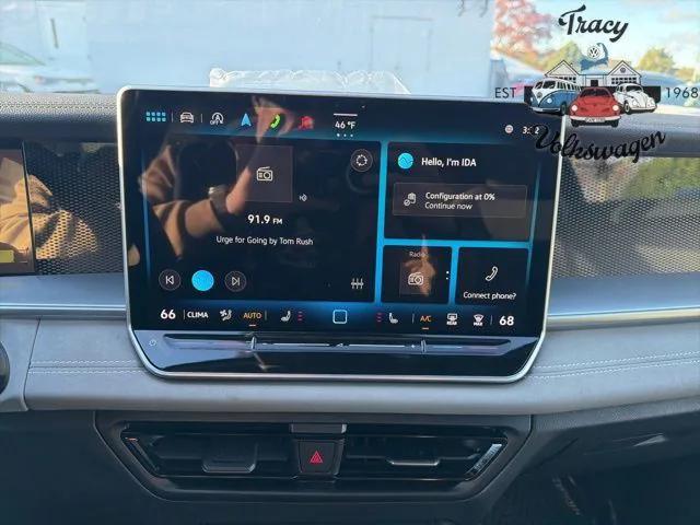 new 2025 Volkswagen Tiguan car, priced at $36,800