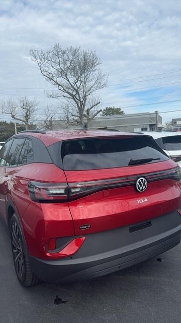 new 2024 Volkswagen ID.4 car, priced at $46,000