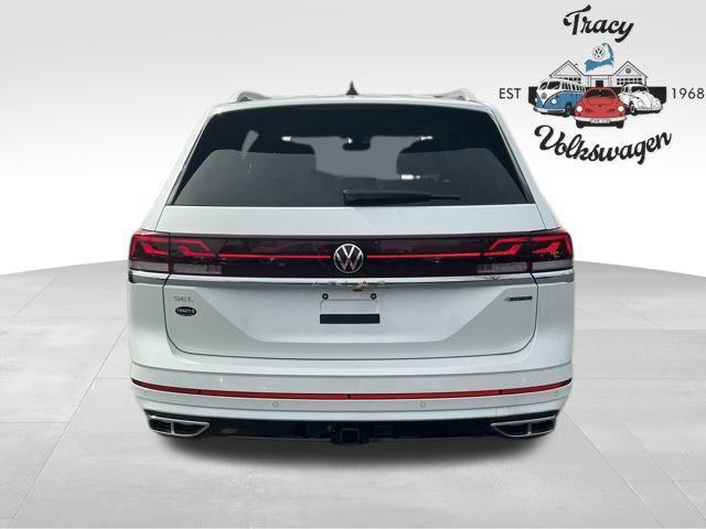 new 2025 Volkswagen Atlas car, priced at $57,056