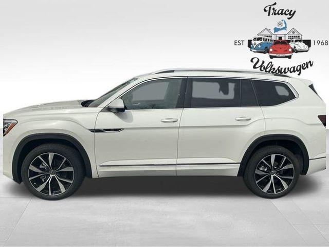 new 2025 Volkswagen Atlas car, priced at $57,056