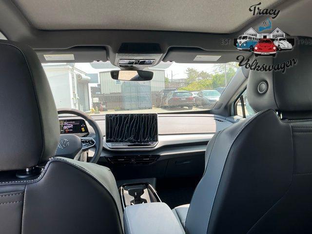 new 2025 Volkswagen ID.4 car, priced at $56,371
