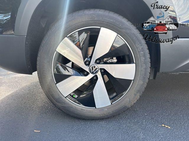 new 2025 Volkswagen Taos car, priced at $29,563