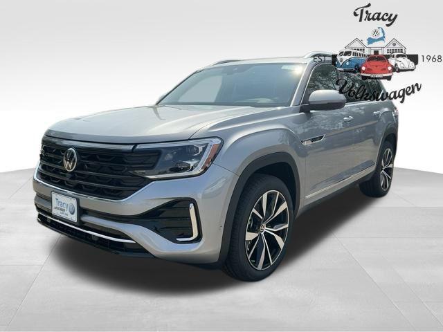 new 2025 Volkswagen Atlas car, priced at $56,136