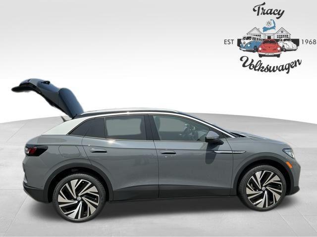 new 2025 Volkswagen ID.4 car, priced at $59,976