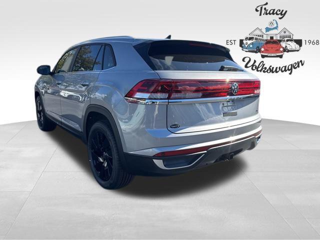 new 2026 Volkswagen Atlas Cross Sport car, priced at $48,473