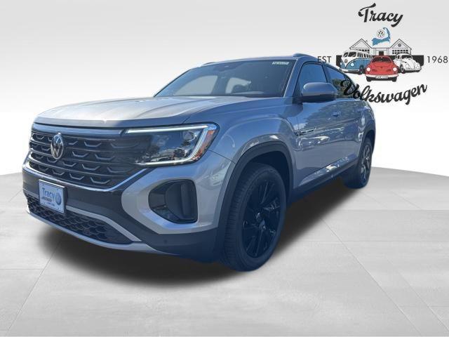 new 2026 Volkswagen Atlas Cross Sport car, priced at $48,473