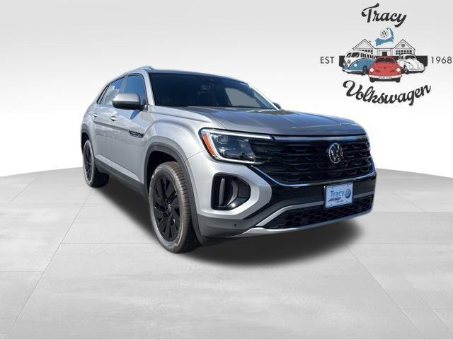 new 2026 Volkswagen Atlas Cross Sport car, priced at $48,473