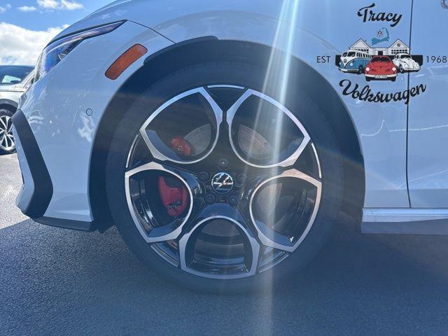 new 2025 Volkswagen Golf GTI car, priced at $40,999