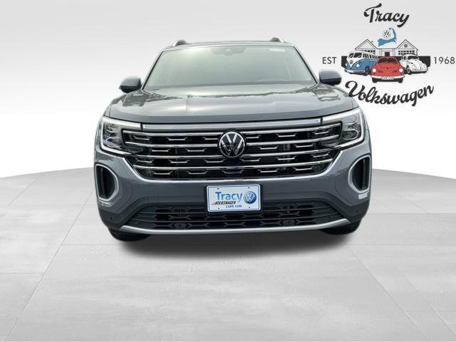 new 2025 Volkswagen Atlas car, priced at $50,400
