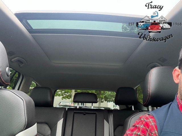 new 2025 Volkswagen Atlas car, priced at $48,000