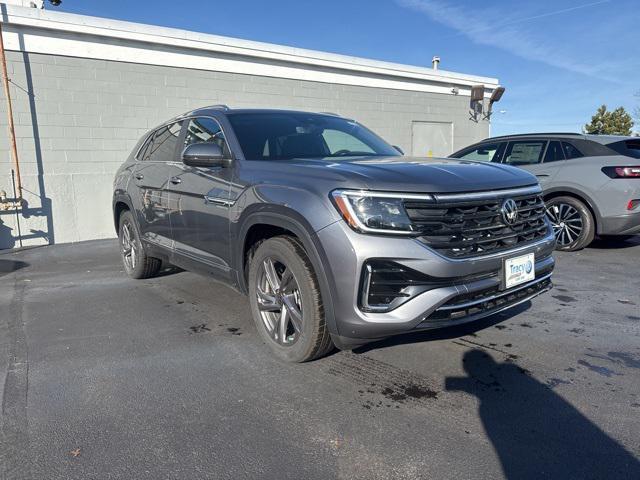 new 2024 Volkswagen Atlas Cross Sport car, priced at $48,000