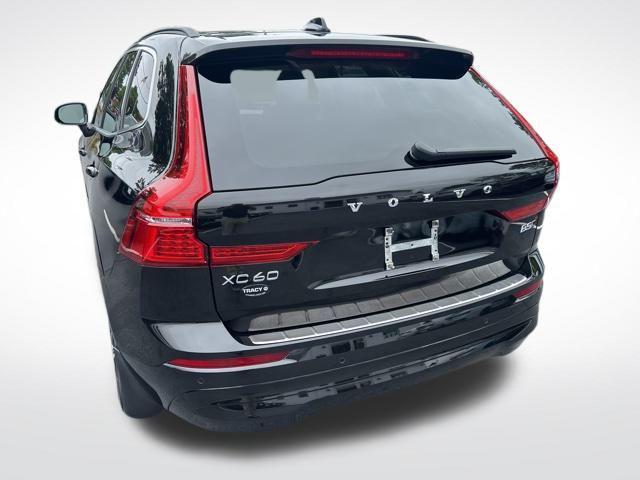 used 2022 Volvo XC60 car, priced at $33,318