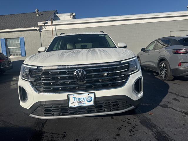 new 2025 Volkswagen Atlas car, priced at $42,577