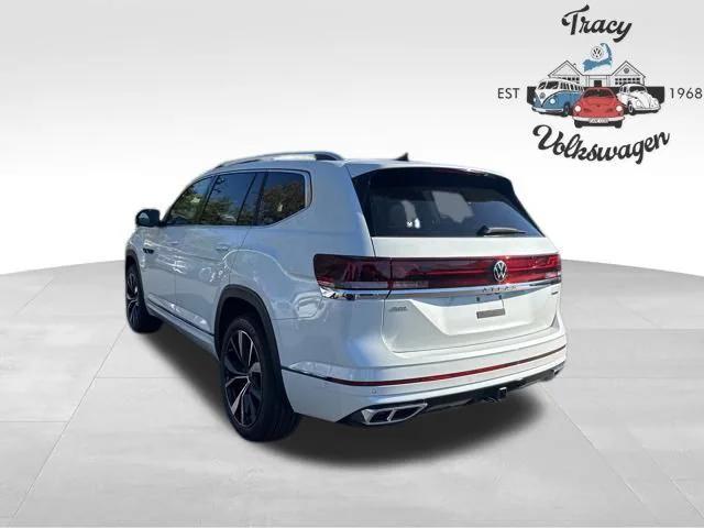 new 2026 Volkswagen Atlas car, priced at $56,898