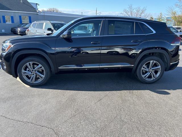 new 2024 Volkswagen Atlas Cross Sport car, priced at $52,001