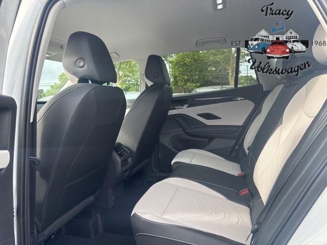 new 2025 Volkswagen Tiguan car, priced at $35,921