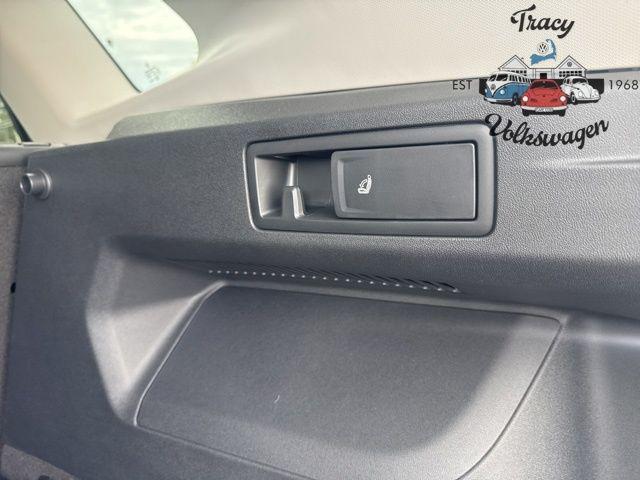 new 2025 Volkswagen Tiguan car, priced at $35,921
