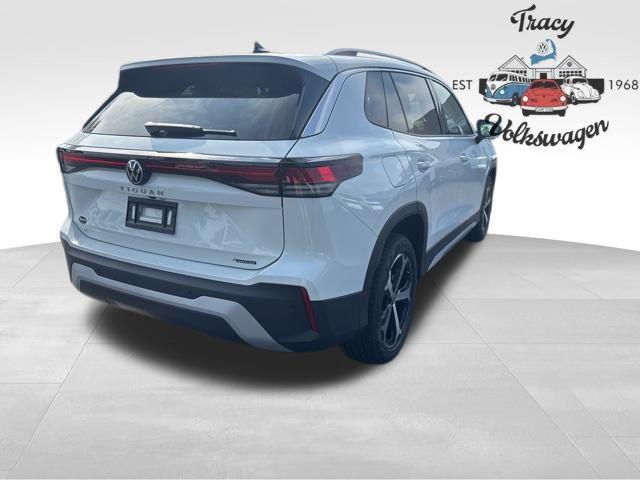 new 2025 Volkswagen Tiguan car, priced at $37,882