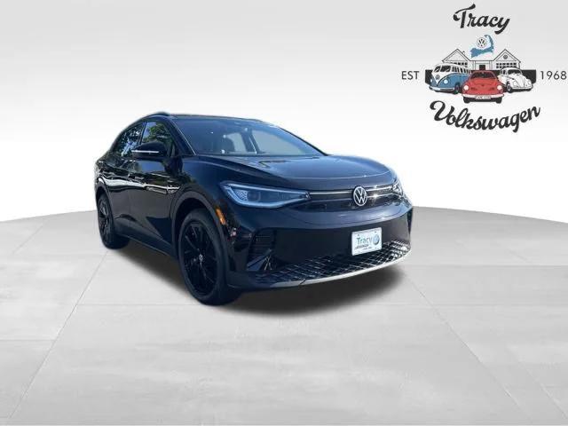 new 2025 Volkswagen ID.4 car, priced at $48,082