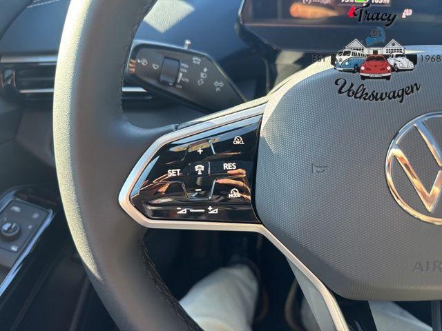 new 2025 Volkswagen ID.4 car, priced at $53,082
