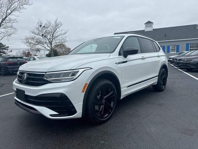 new 2024 Volkswagen Tiguan car, priced at $39,004