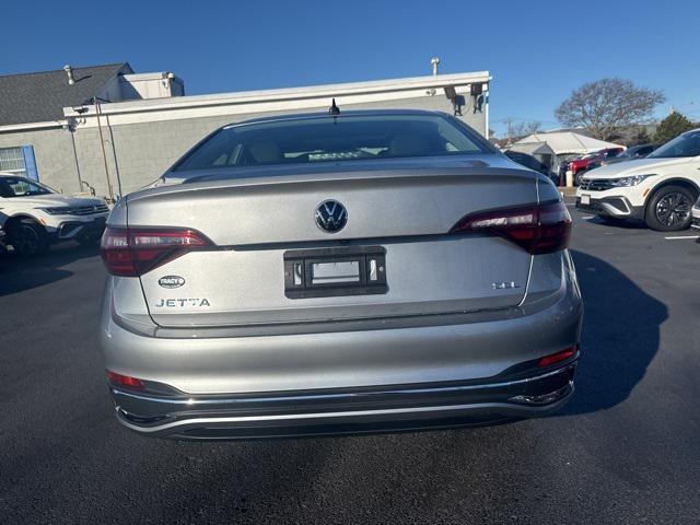 used 2024 Volkswagen Jetta car, priced at $25,907