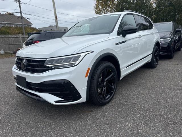 new 2024 Volkswagen Tiguan car, priced at $39,004