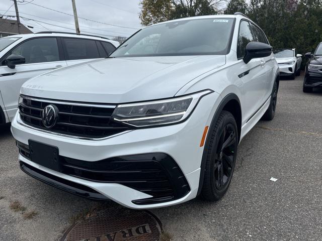 new 2024 Volkswagen Tiguan car, priced at $39,004