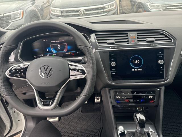 new 2024 Volkswagen Tiguan car, priced at $39,004