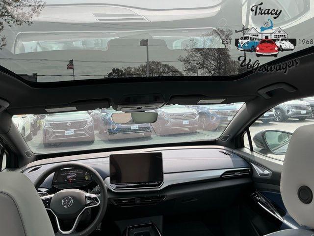 new 2025 Volkswagen ID.4 car, priced at $57,975