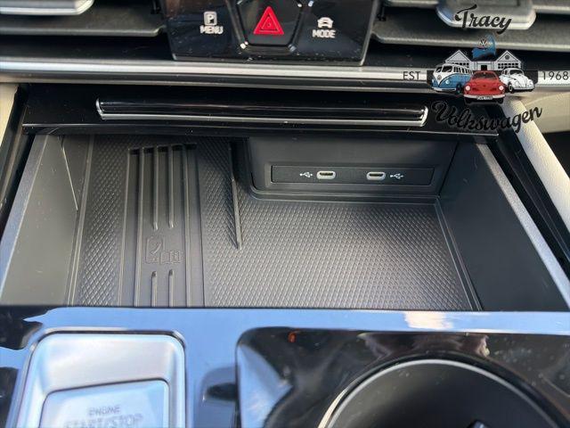 new 2026 Volkswagen Atlas car, priced at $57,703