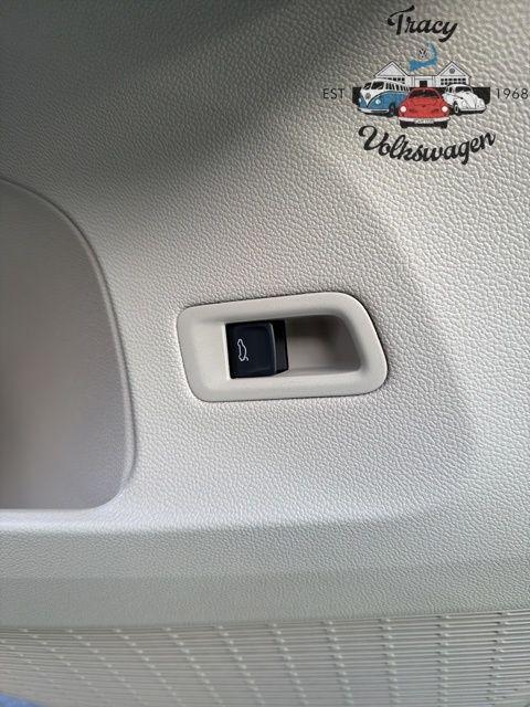 new 2026 Volkswagen Atlas car, priced at $57,703