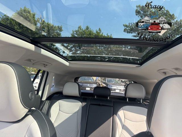 new 2025 Volkswagen Tiguan car, priced at $36,700