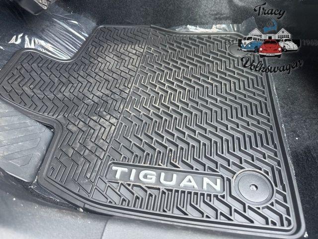 new 2025 Volkswagen Tiguan car, priced at $36,700