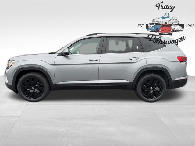 new 2026 Volkswagen Atlas car, priced at $50,415