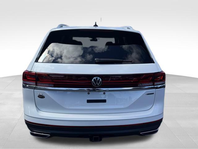 used 2025 Volkswagen Atlas car, priced at $46,877