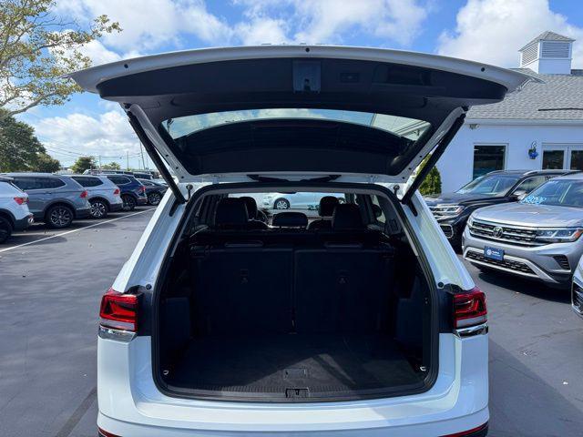 used 2025 Volkswagen Atlas car, priced at $46,877