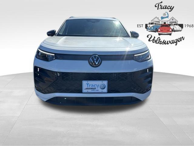 new 2025 Volkswagen Tiguan car, priced at $39,100