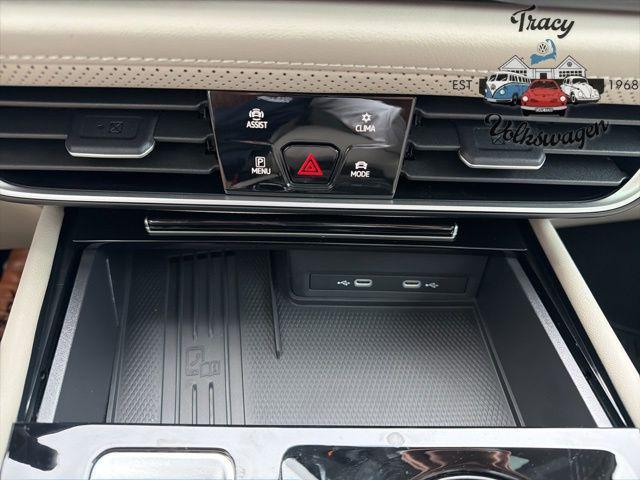 new 2026 Volkswagen Atlas car, priced at $51,193