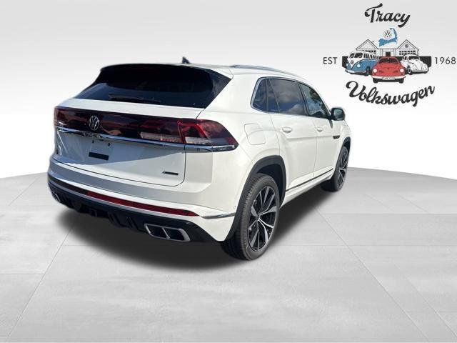 new 2026 Volkswagen Atlas Cross Sport car, priced at $56,631