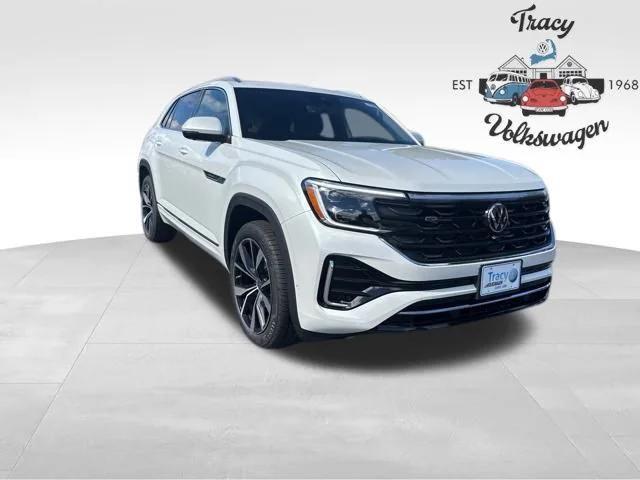 new 2026 Volkswagen Atlas Cross Sport car, priced at $55,631