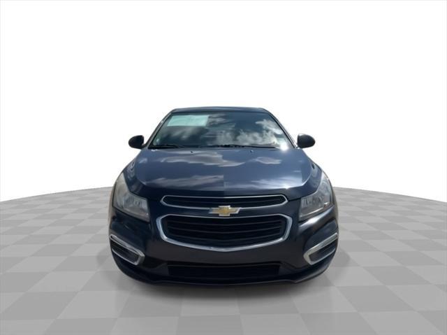 used 2015 Chevrolet Cruze car, priced at $6,500