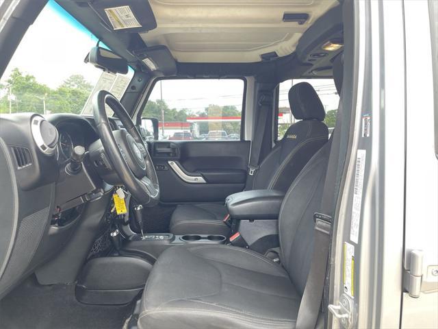 used 2014 Jeep Wrangler Unlimited car, priced at $17,990