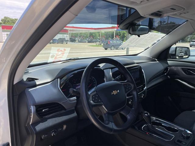used 2020 Chevrolet Traverse car, priced at $22,850