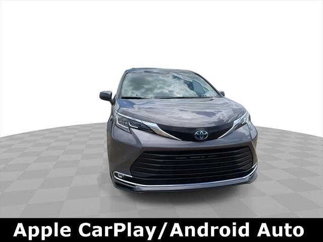 used 2023 Toyota Sienna car, priced at $44,500