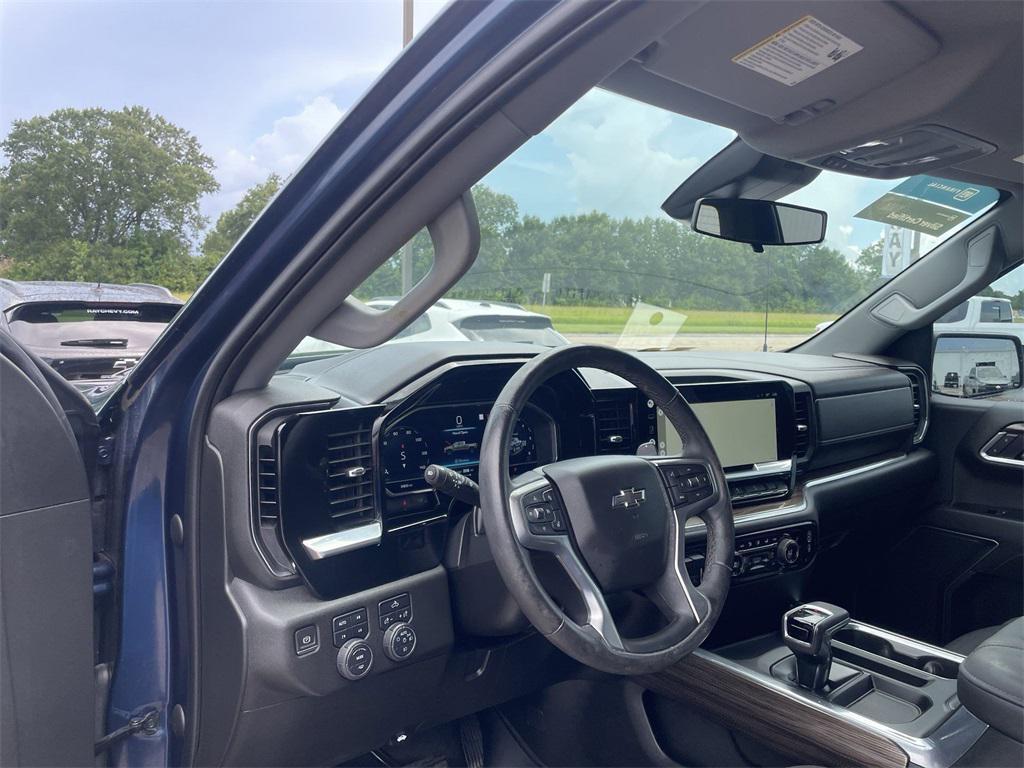 used 2022 Chevrolet Silverado 1500 car, priced at $47,690