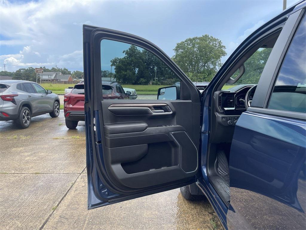 used 2022 Chevrolet Silverado 1500 car, priced at $47,690