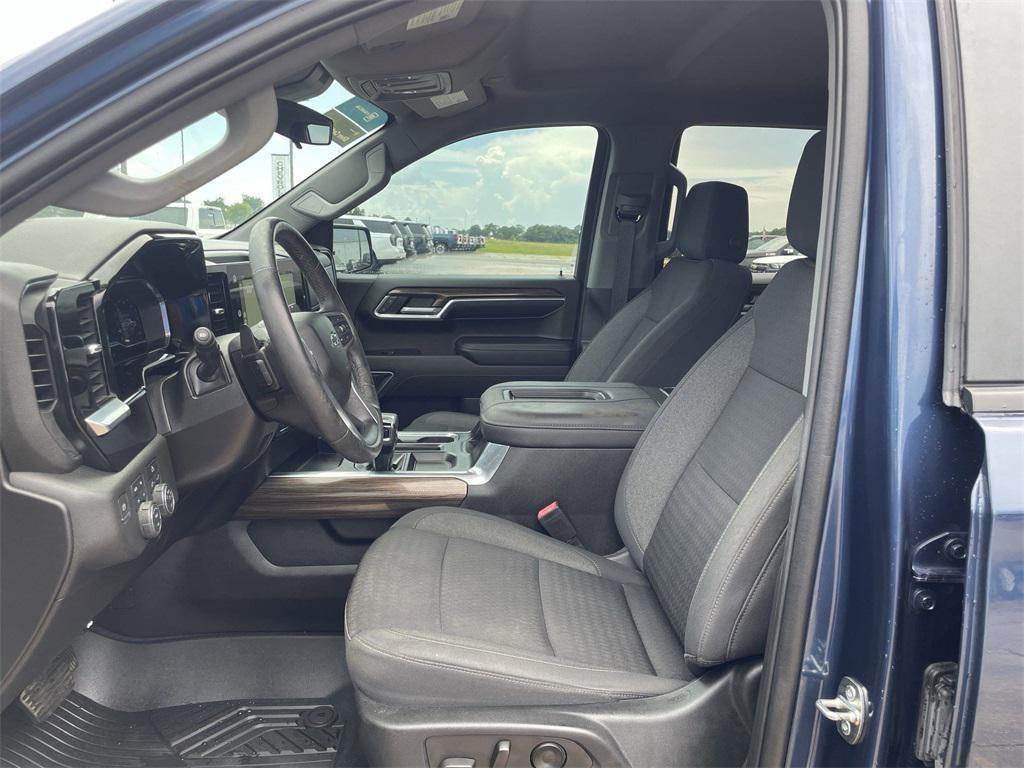 used 2022 Chevrolet Silverado 1500 car, priced at $47,690