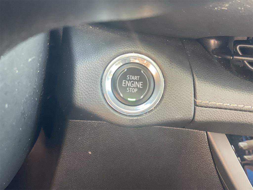 used 2023 Buick Envision car, priced at $27,050