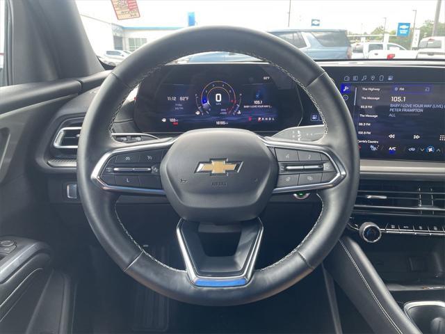used 2025 Chevrolet Traverse car, priced at $39,850